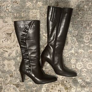 Elegant Black Leather Women's Boots